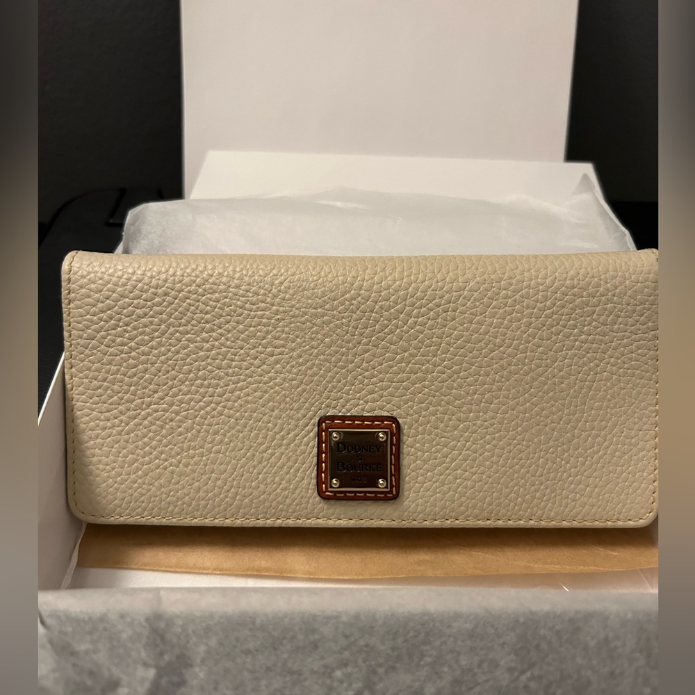 Pebble Grain Slim Wallet